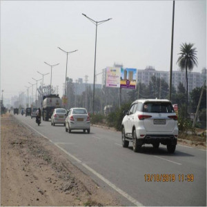 Dhunela Village , Sohna Road,Traffic Movement: Bhondsi To Sohna