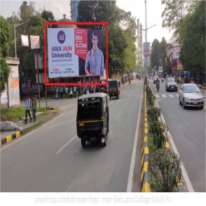 Jamshedpur Sakchi main Road  near Graduate College