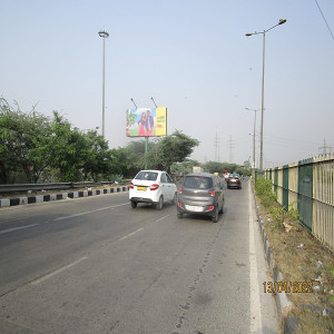 Near Signature Bridge