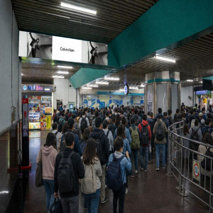 Concourse New Area Sector 51 Metro Station Noida