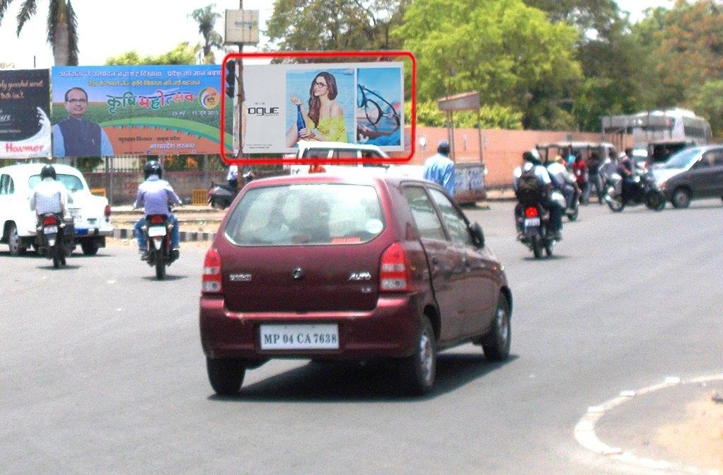 Piplani Square, Bhopal                                              