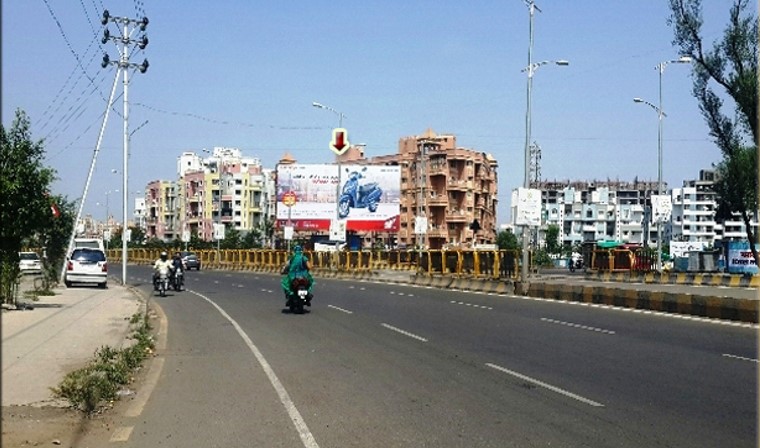 PCMC, Pimple Saudaghar Rd, Nr.Swaraj Chowk, Pune