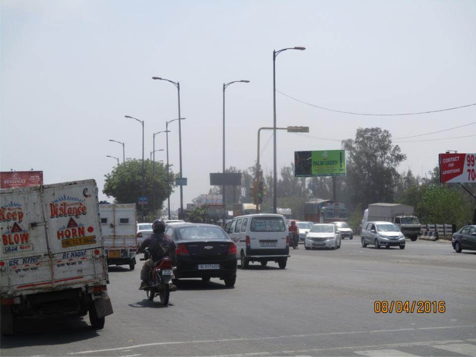 Shani  Mandir Red Lite , G T Road, Delhi