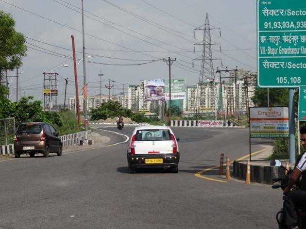 Sector 93 Exit , Express way, Noida