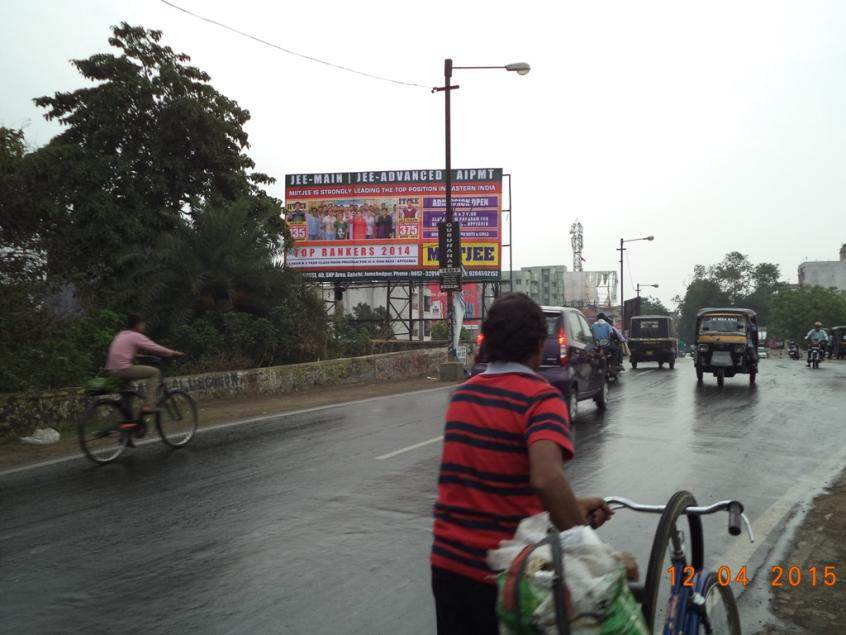 Bhalubhasa  Main Road, Jamshedpur