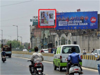 Railway Station Fly-over towards lal darwaja  