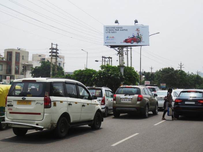 Near Huda Metro Station, Gurgaon