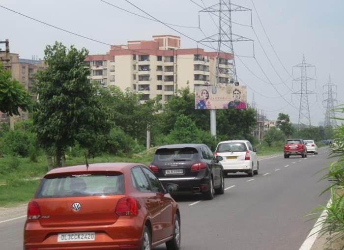 Golf Course Ext. Road outside Pratiksha, Gurgaon