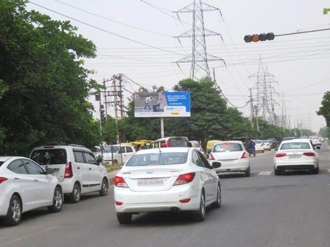 Outside Hong Kong Bazar, Gurgaon