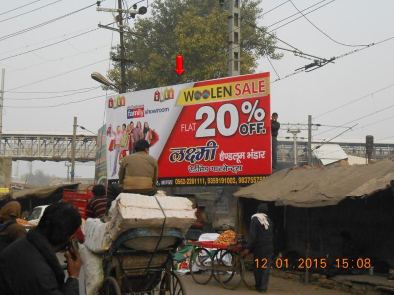 Near Zama Masjid, Bijlighar Xing 6, Agra                                     