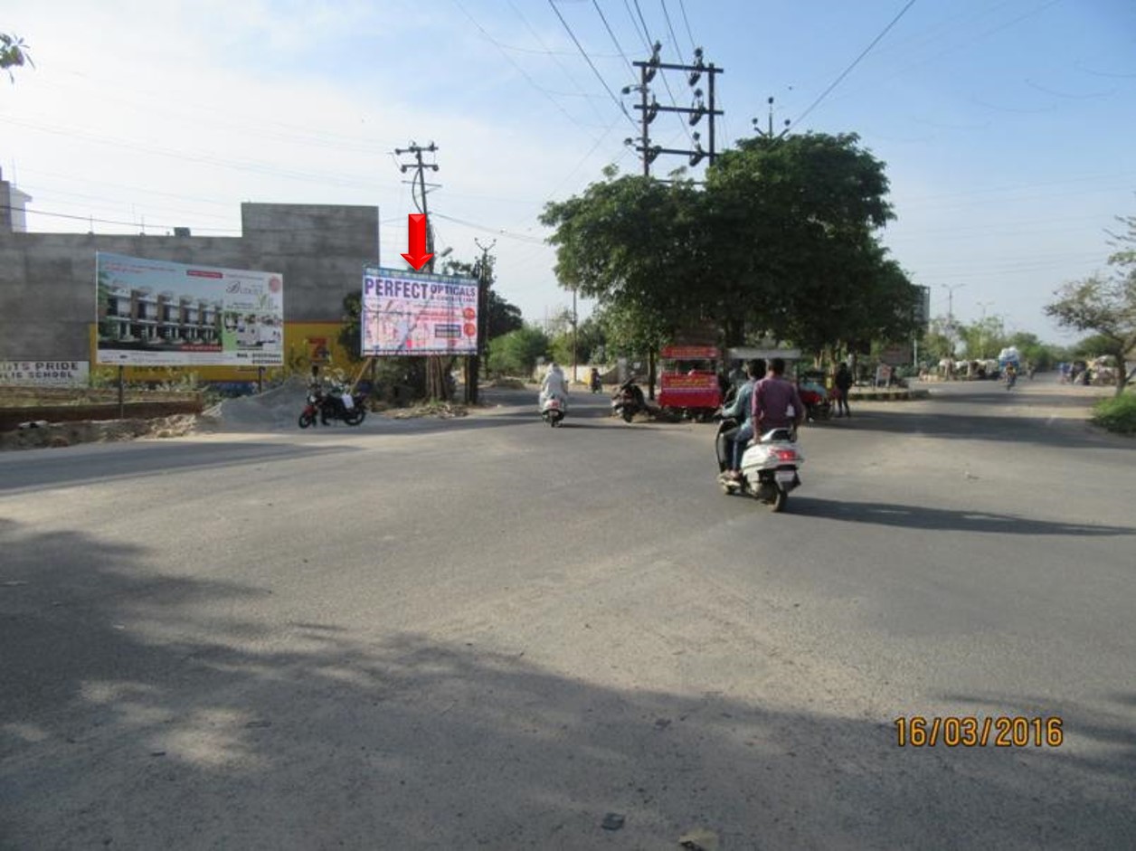 Shastripuram Tiraha 1, Agra                              