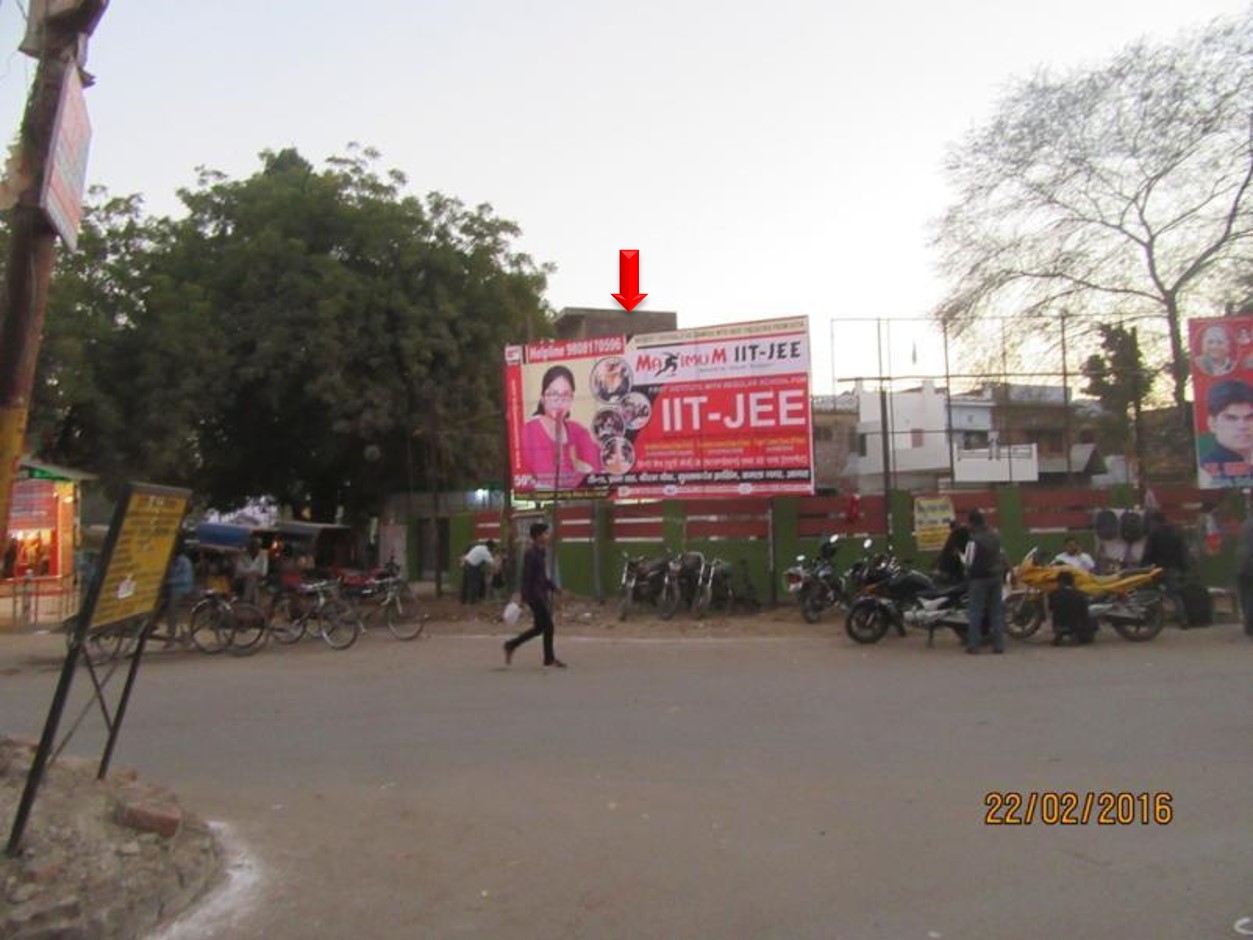 Balkeshwar Xing, Near Hanuman Temple , Agra                                                                                                                                       