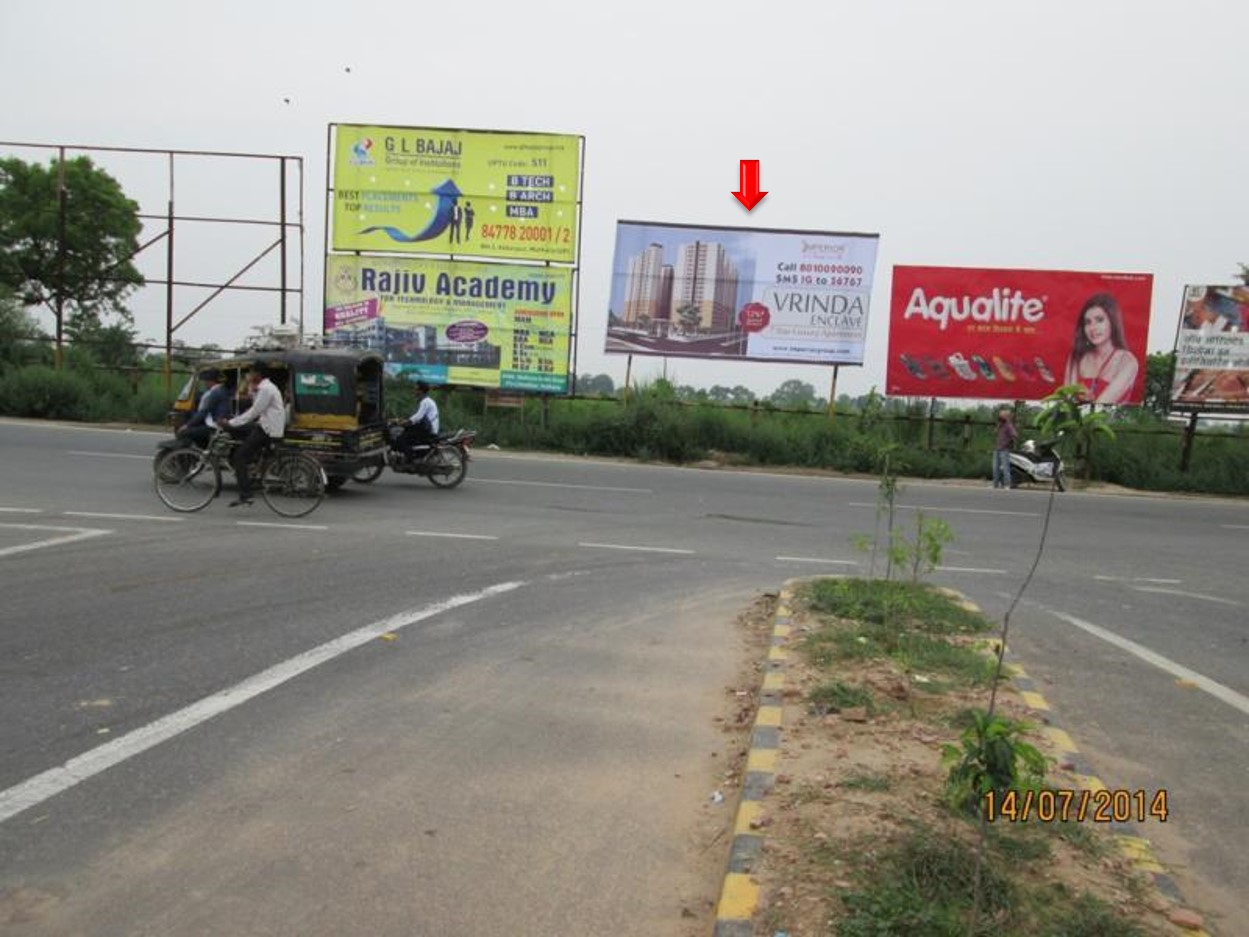 Near Yamuna Express Highway, Raya, Mathura      