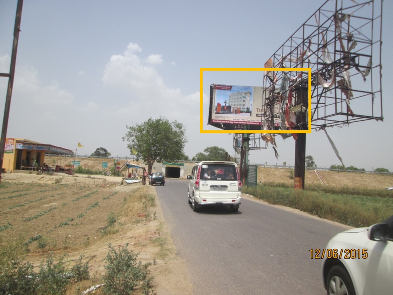 Pani Gaon Near Yamuna Express Highway, Mathura      