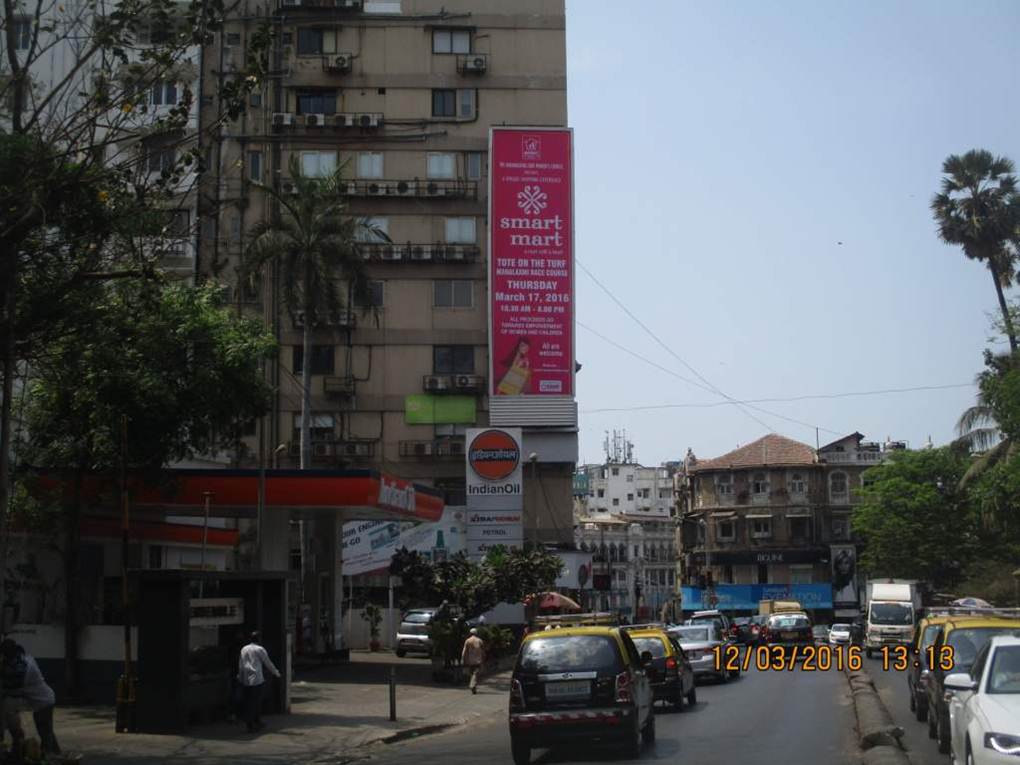 Kemps corner traffic going towards Warden road junction ET, Mumbai