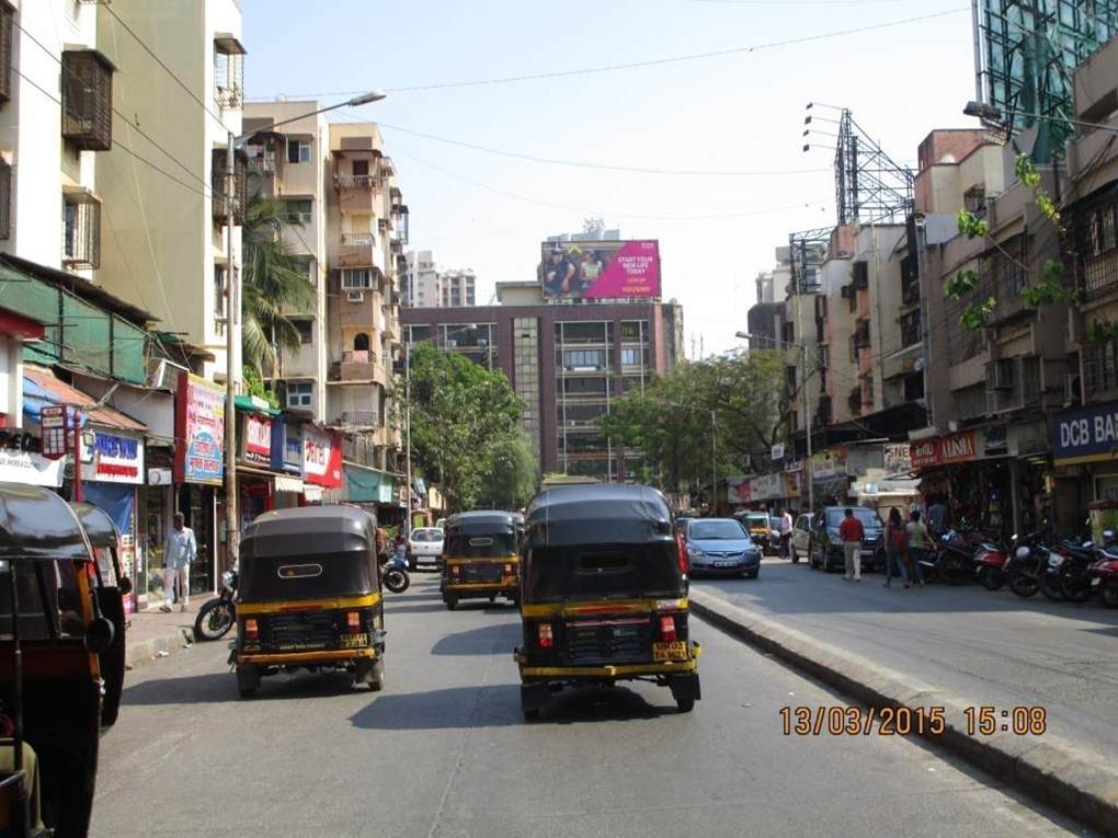 Andheri Lokhandwala Market , Mumbai