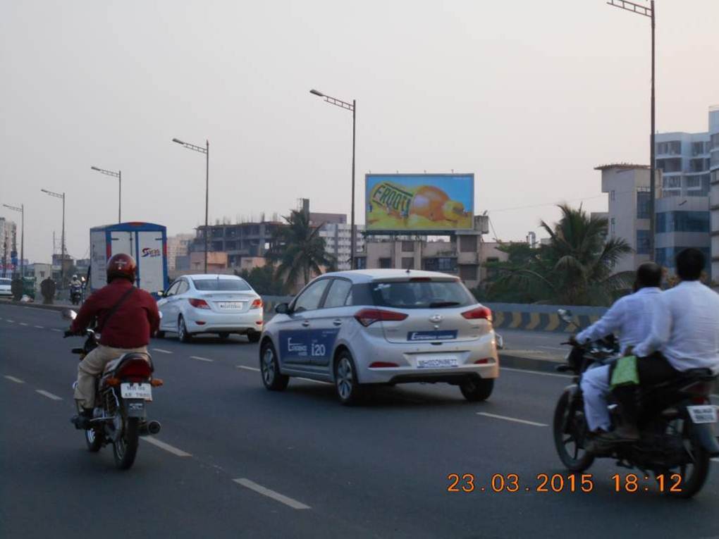 Borivali Highway Near National Park MT, Mumbai