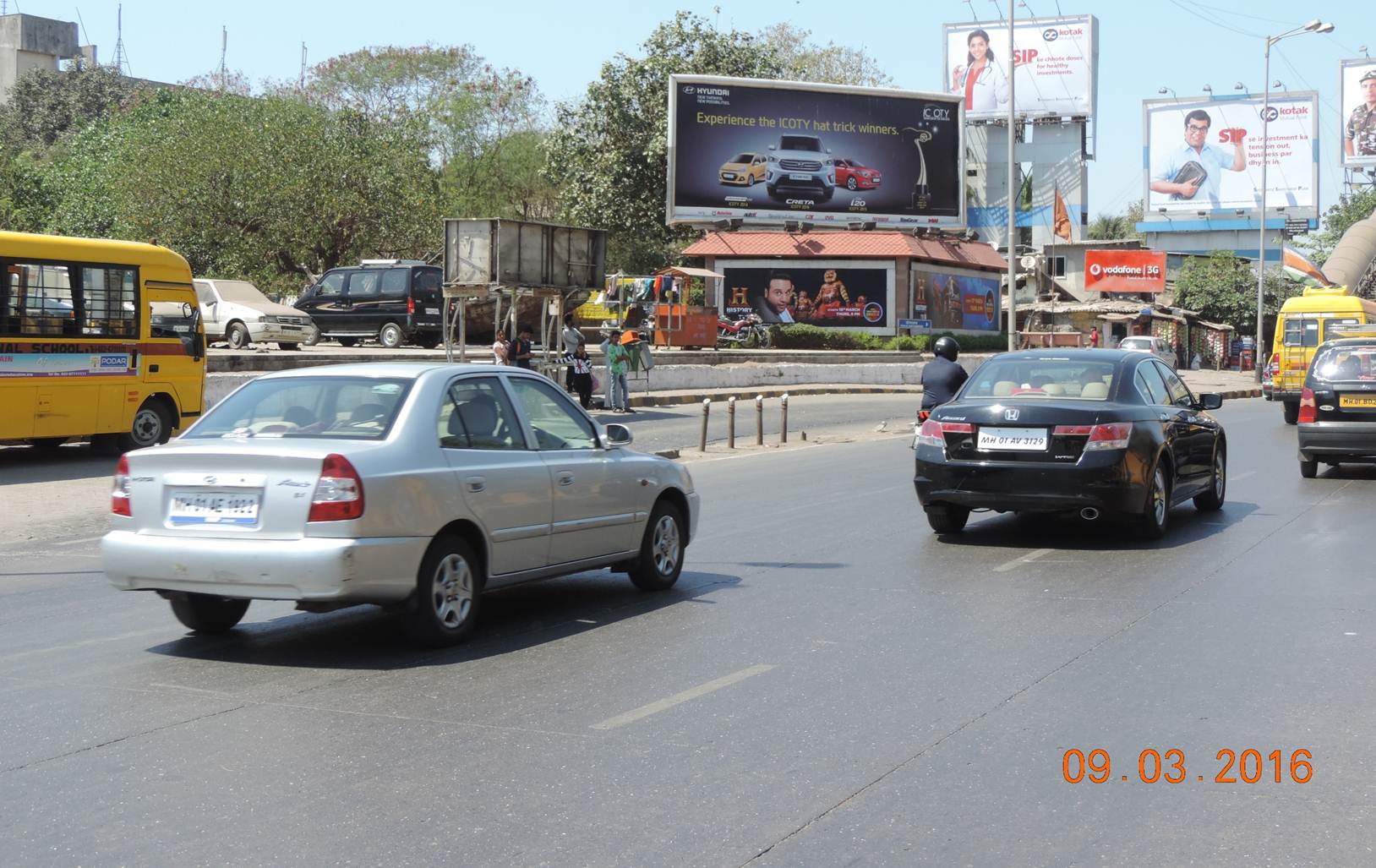 Mahim Causeway on Under FOB Mahim Koli Village ET, Mumbai