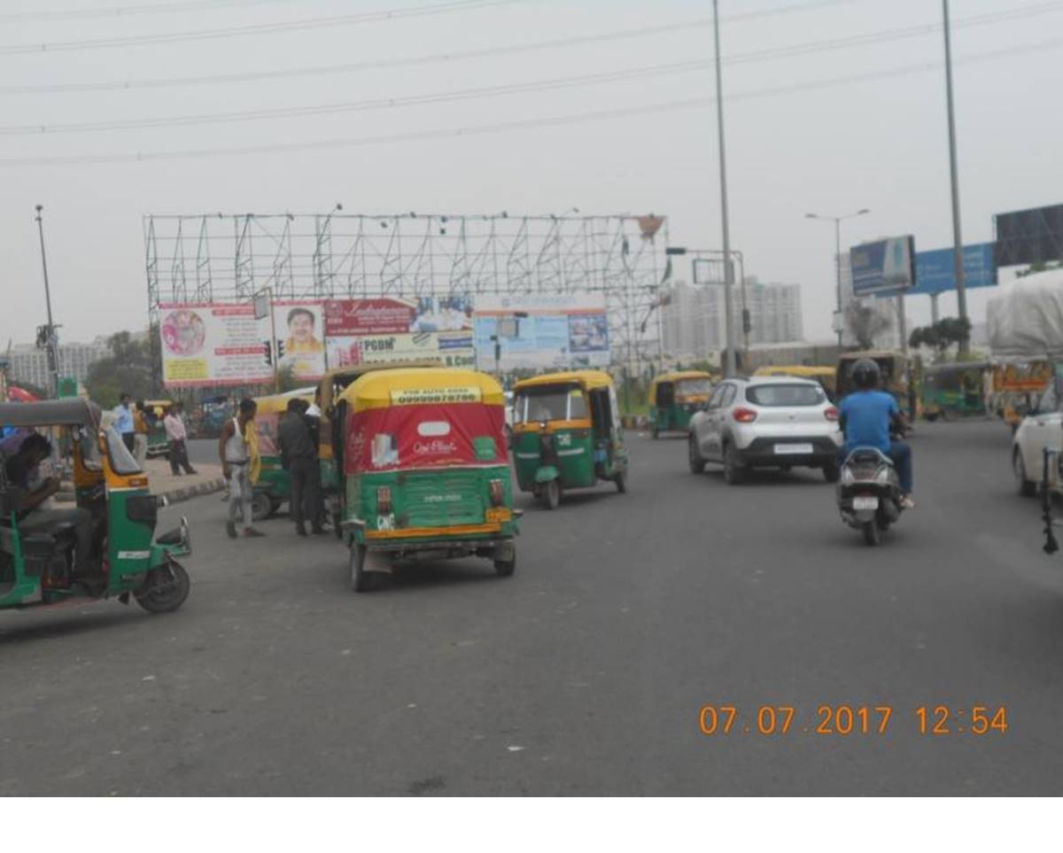 Sec 62 T Point, Ghaziabad