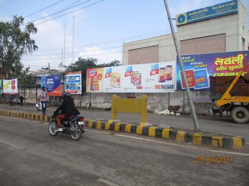 Azad Petrol Pump, Sanjay Palace, Agra