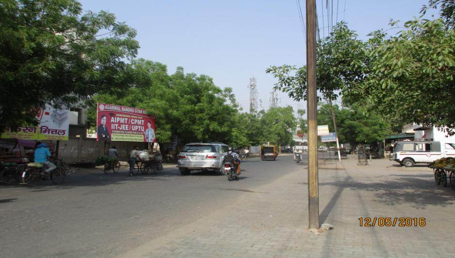 Vijay Nagar, Near Radha Krishna temple, Agra