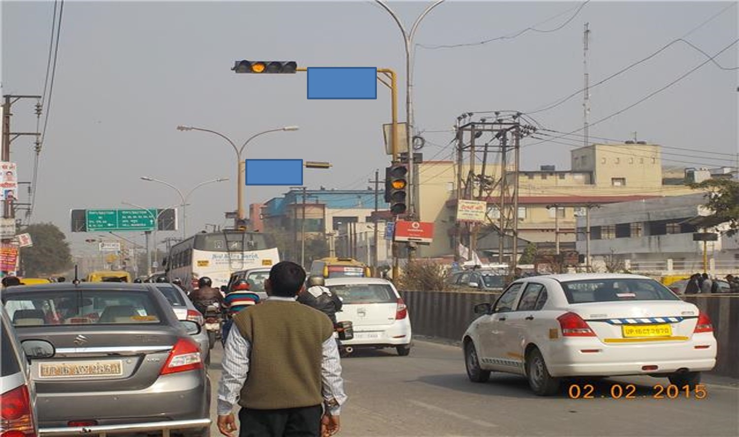 Traffic Signal At Sector-57,58 Khoda, Noida       