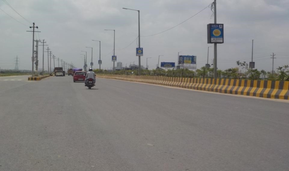 Pole Kiosk At Noida Extn., Noida                