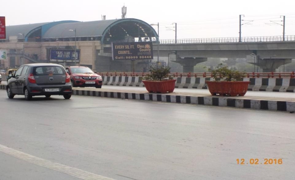 At Akshardham Near Metro Station, Delhi                                                           