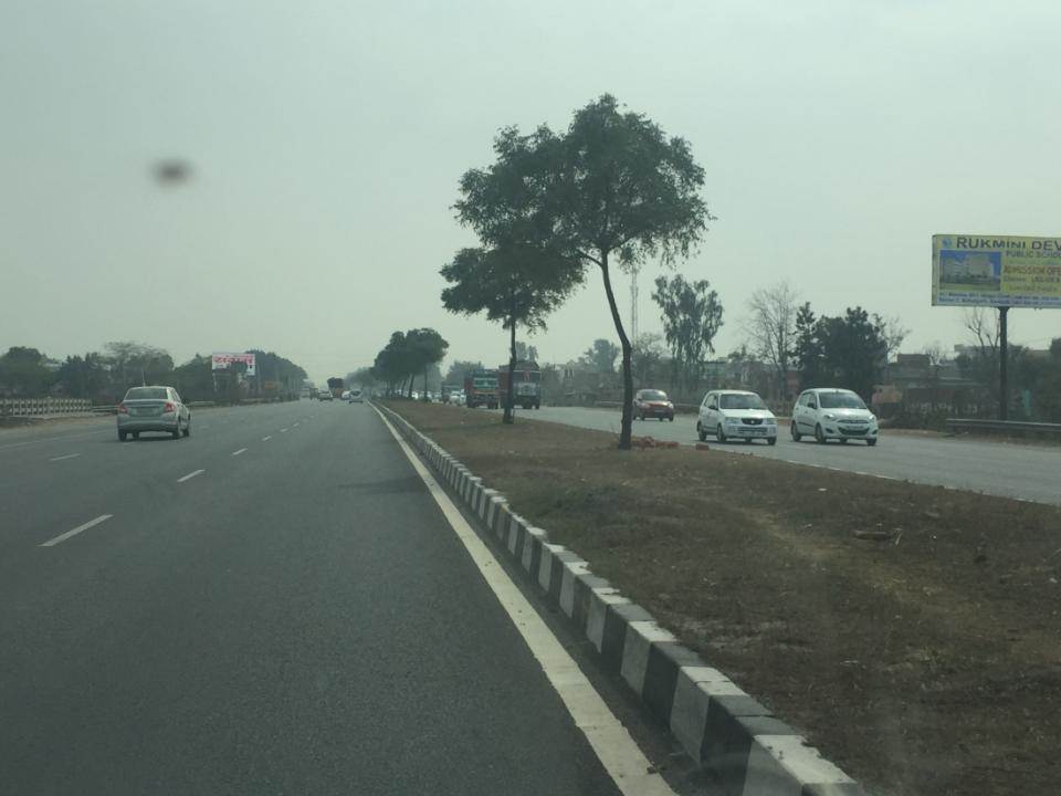 Ganuur Opp Kali mata Mandir, Highway