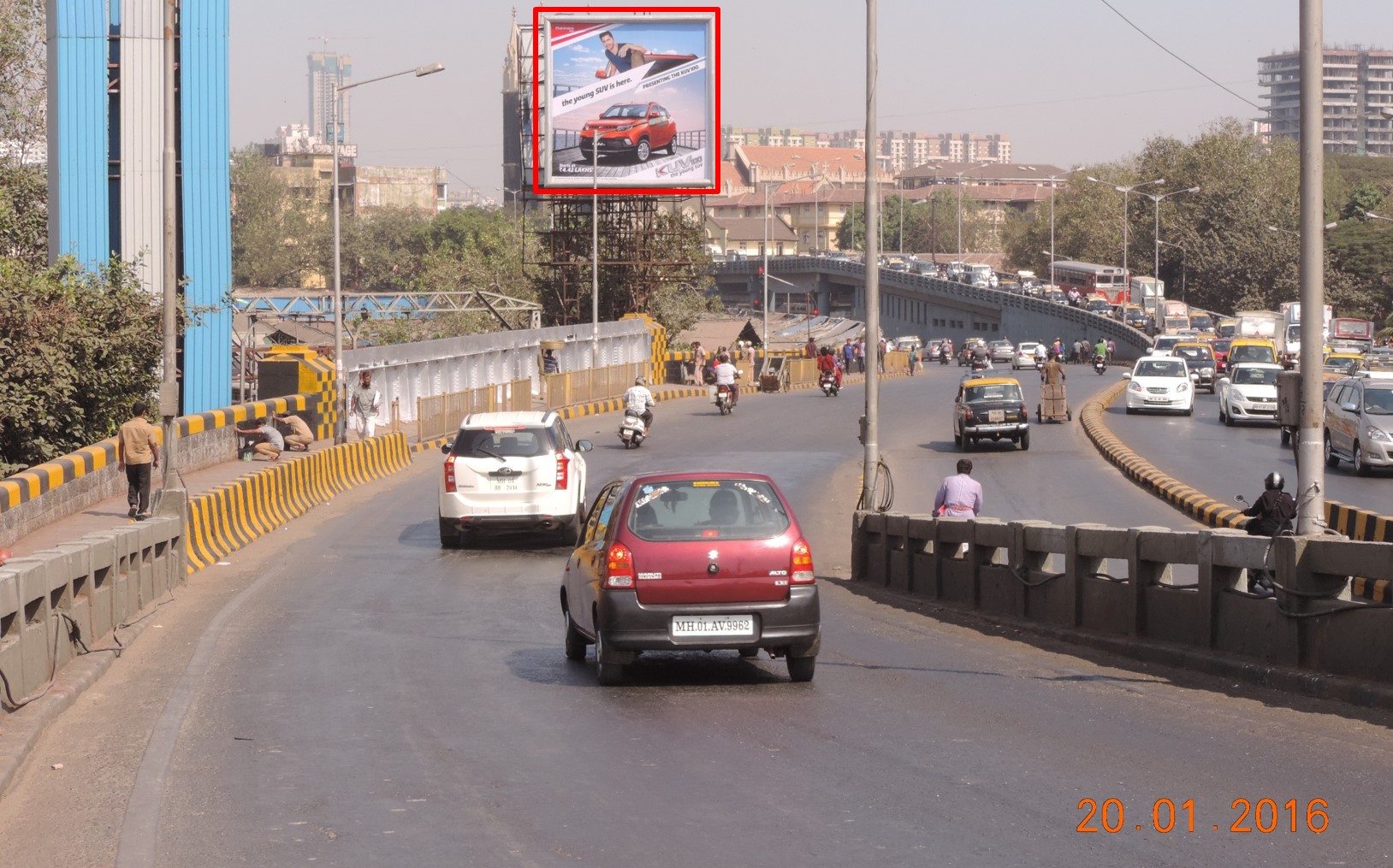 Byculla Flyover S, ET, Mumbai      