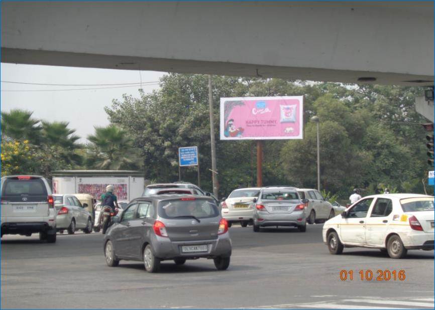 Unipole at T Point Indraprastha Park, New Delhi