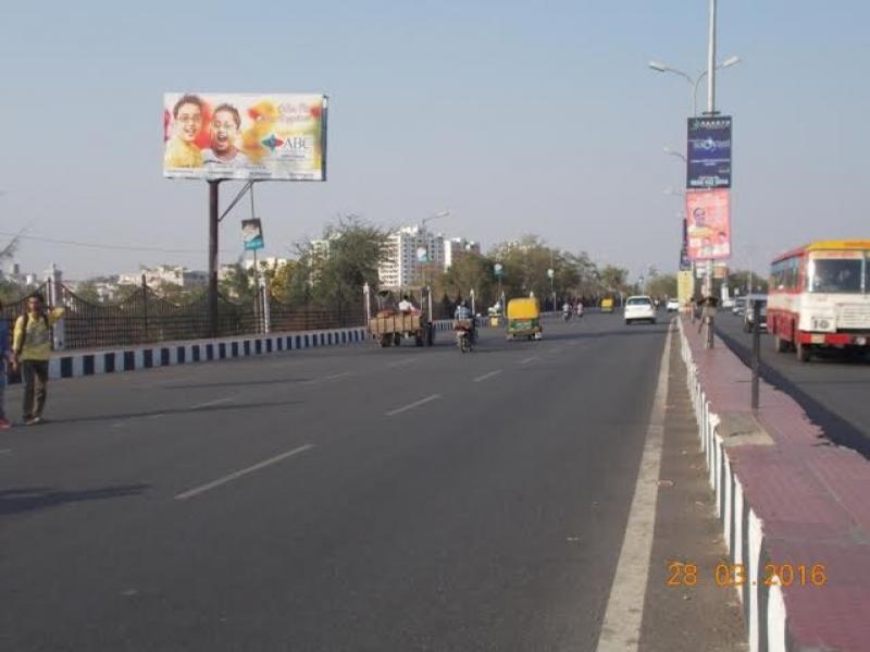 Golf Club Road DGP Turn, Lucknow              