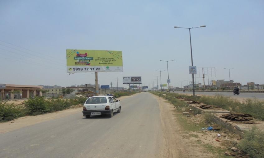 L-8 NH 24 TOWARDS VIJAY NAGAR Noida 